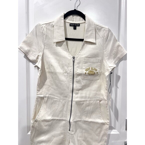 Body Glove Radiant Coveralls in Cream Women Size Medium Romper Zip NWT - Picture 8 of 15